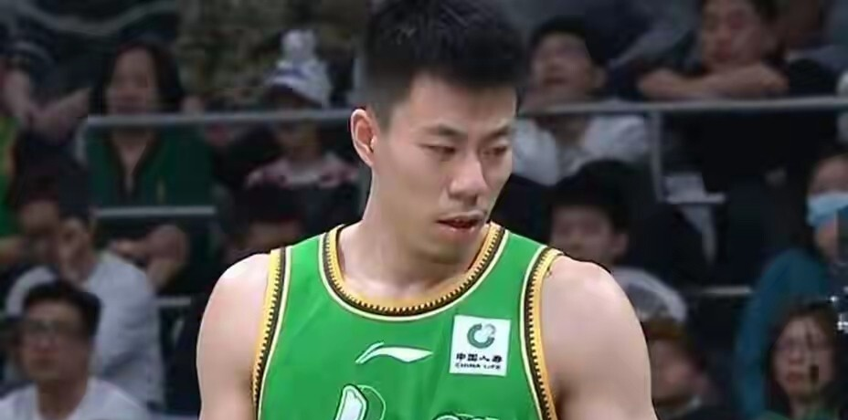 赛季的内线