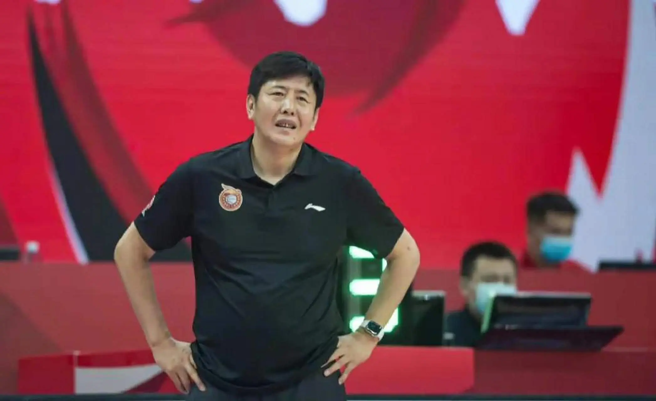 因此他在执, 下课压力最, 大的