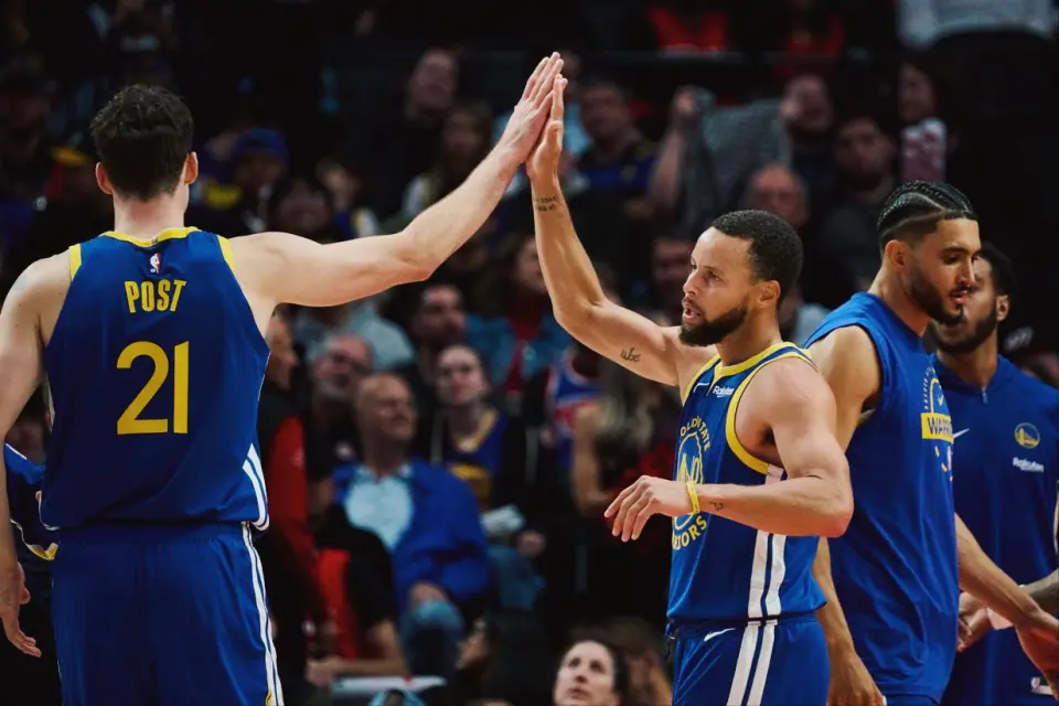 现在靠, stron, stron